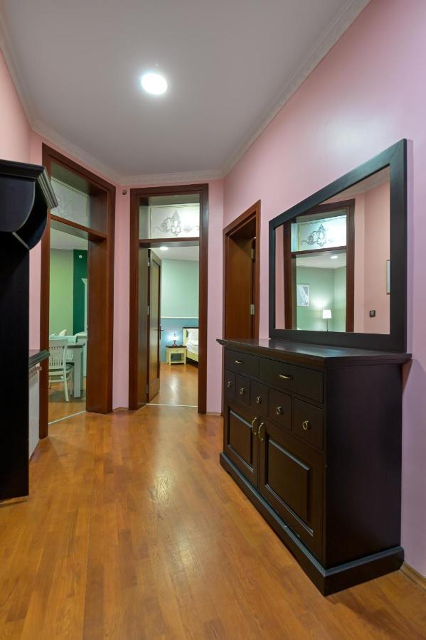 Appartamento Life In Colors - Elegant 2bd Premium By Flat Mаnager Sofia